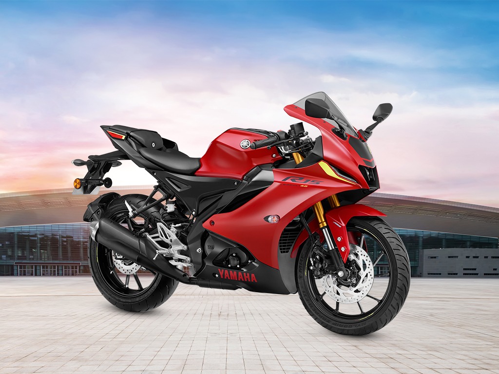 Yamaha R15 V4